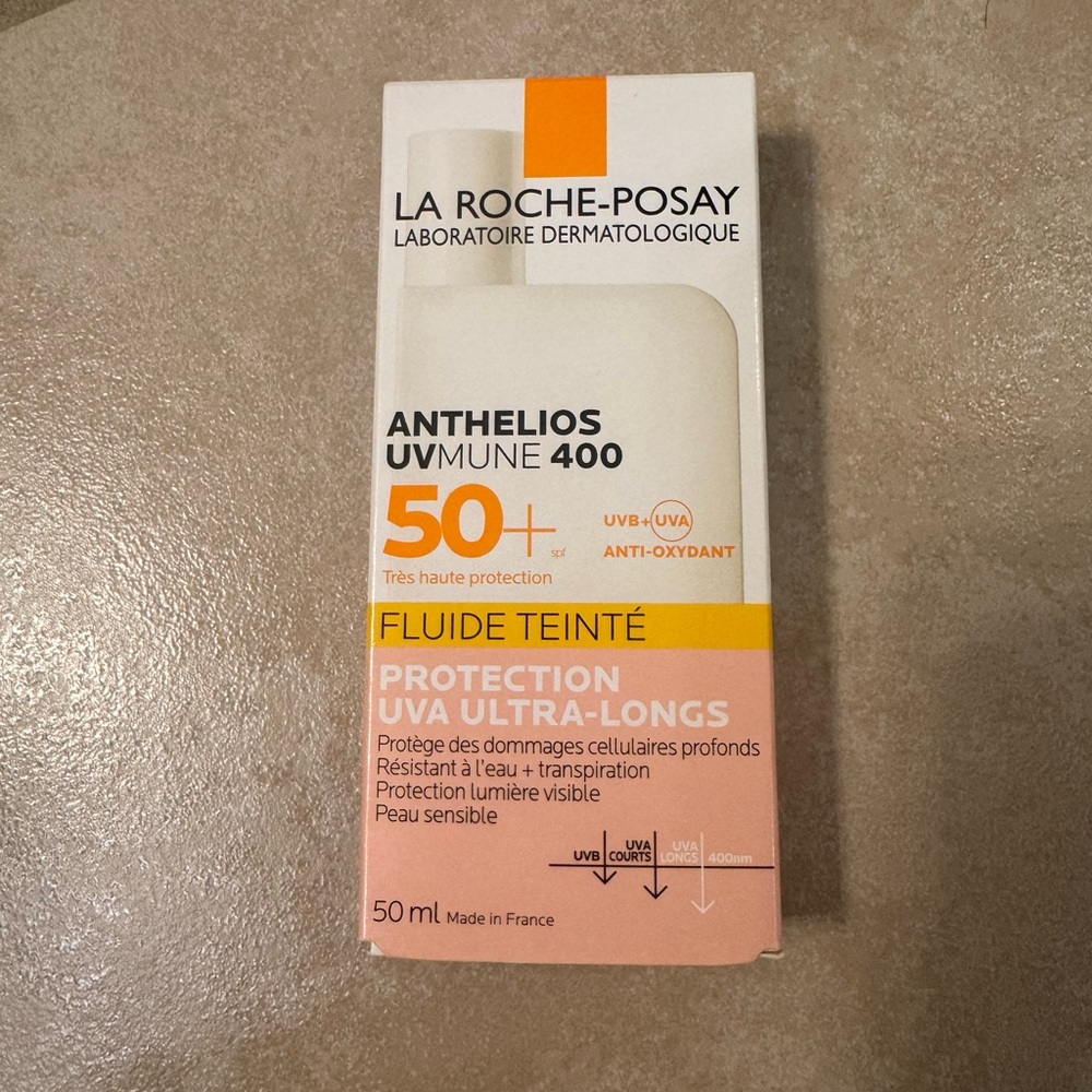 La Roche Posay Anthelios UVmune 400 Tinted Fluid